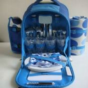 2 person picnic bag with tableware images