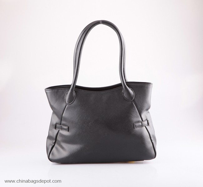 Global style handbags