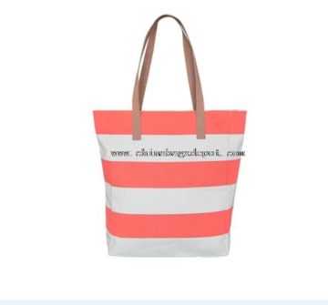 Strand tote táska