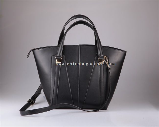 Tote fashion handbag with long strap