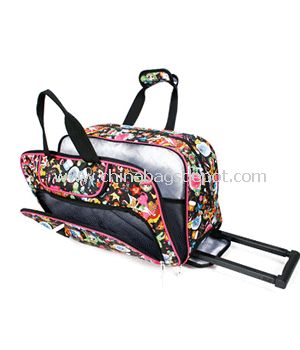 Wheeled duffle bag for girl