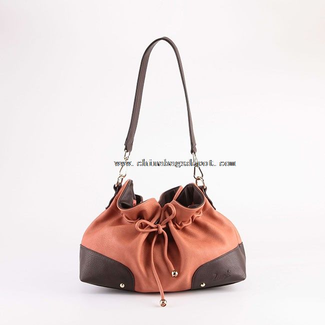 Bucket shaped bag