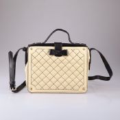 Tas crossbody desainer images