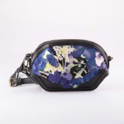 Shoulder bag images