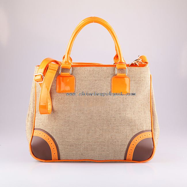 Tote bag with shoulder strap