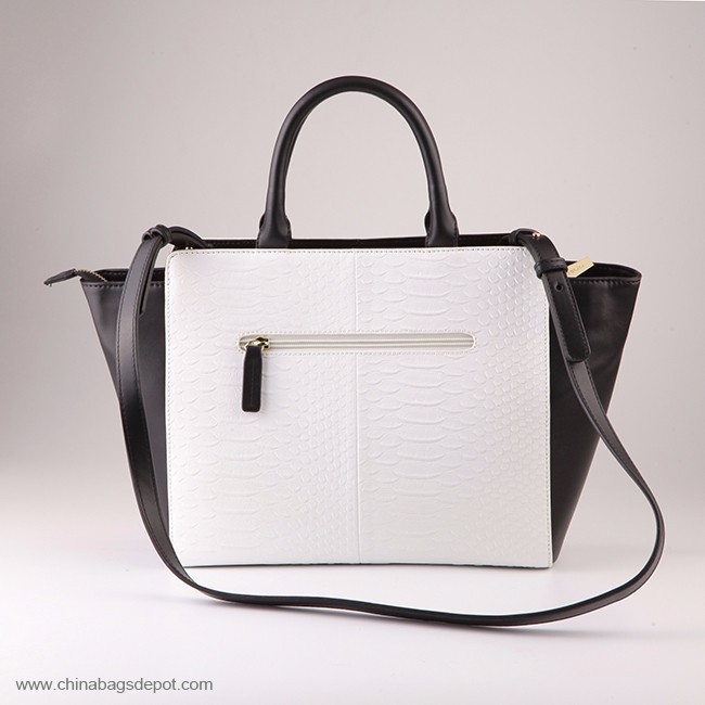 Leather totes bag