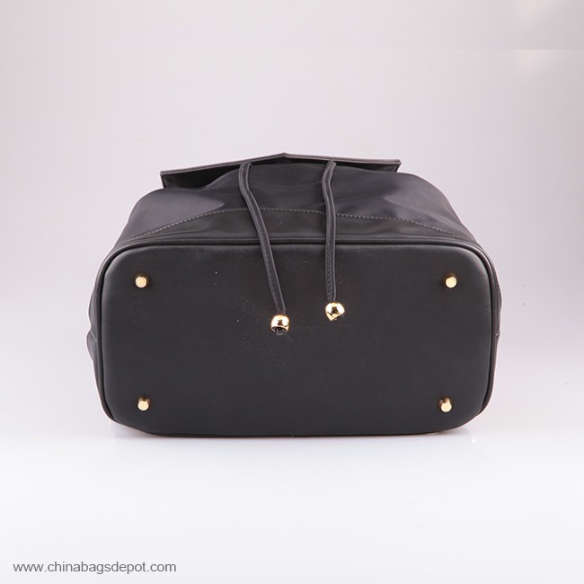 Unisex waterproof nylon backpack