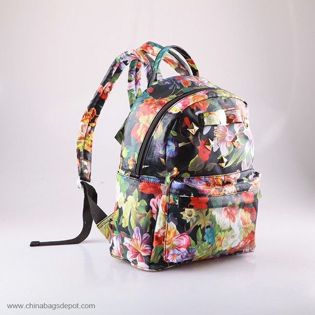 Backpack for teens with comfort design