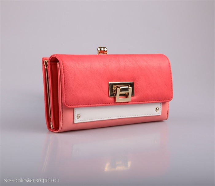  Ladies' clutch 