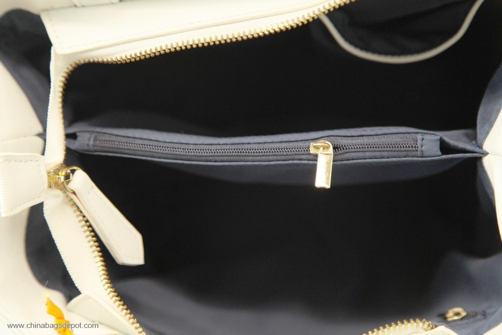 Ladies shoulder bag with tote