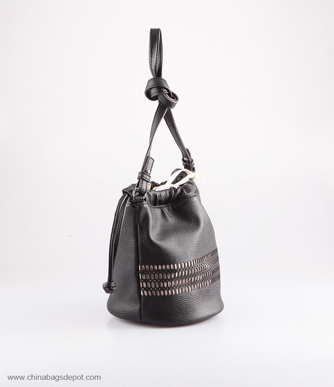 Bucket shaped bag