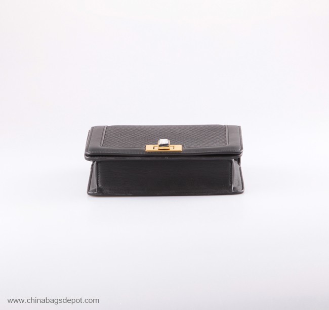 KovovÃ½ Å™etÄ›z Å¾eny shoulder bag