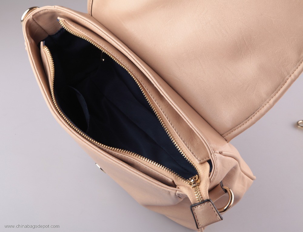 Bordir flap shoulder bag