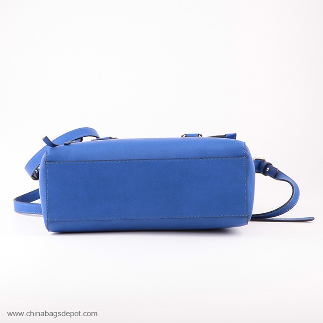 Eco-friendly cow leathe handbags