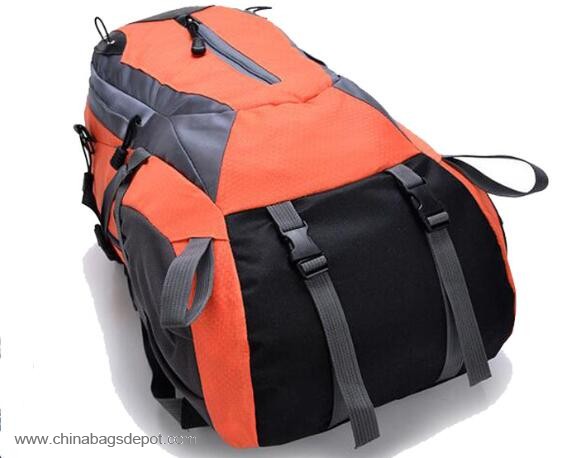  Folding travel backpack